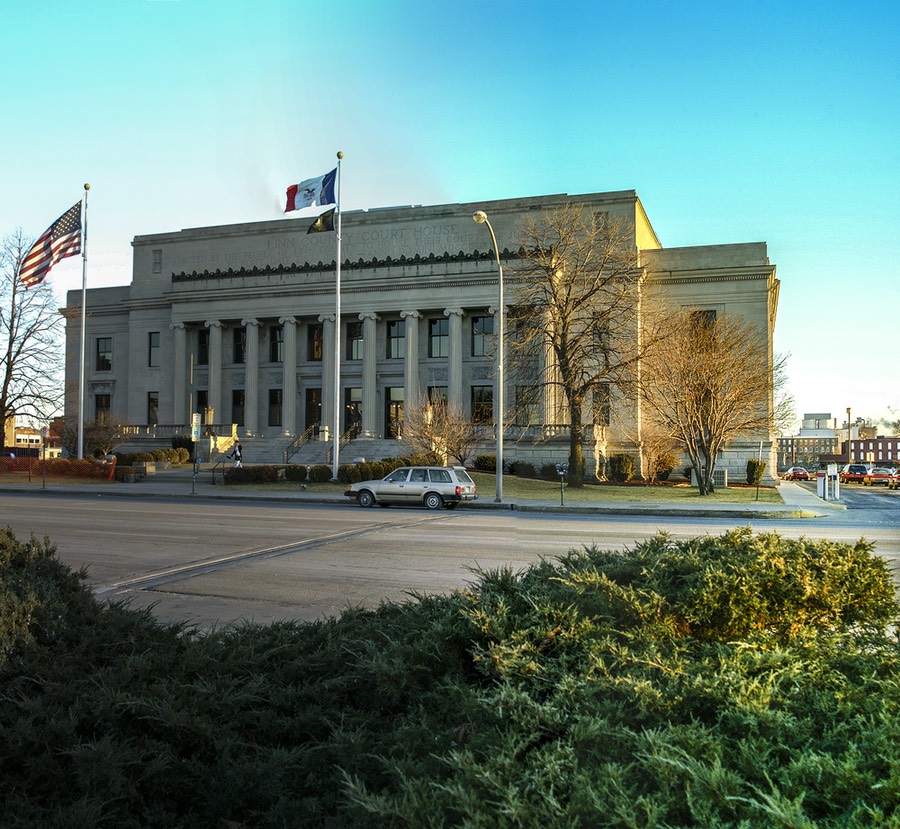 LCCourtHouse_01