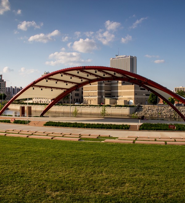 WGACedarRapidsCity8457