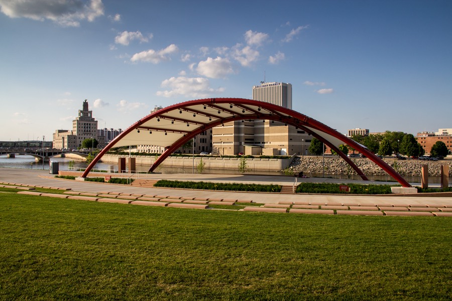 WGACedarRapidsCity8457
