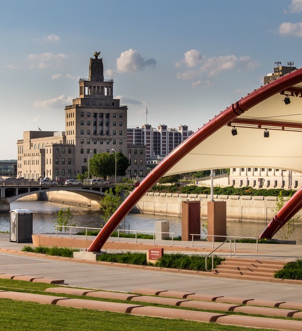 WGACedarRapidsCity8459