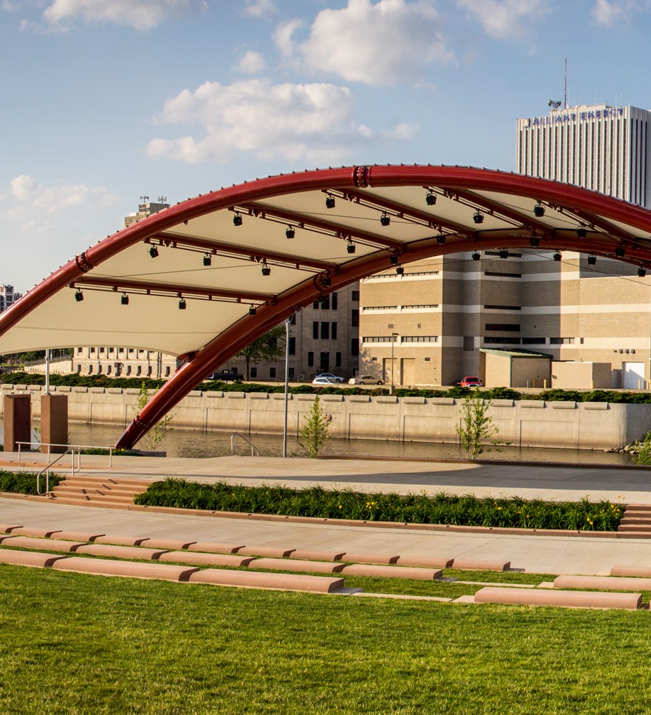 WGACedarRapidsCity8460Pano