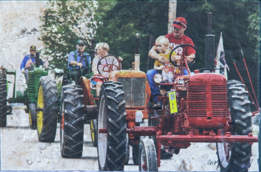 WGATractorParade_4158